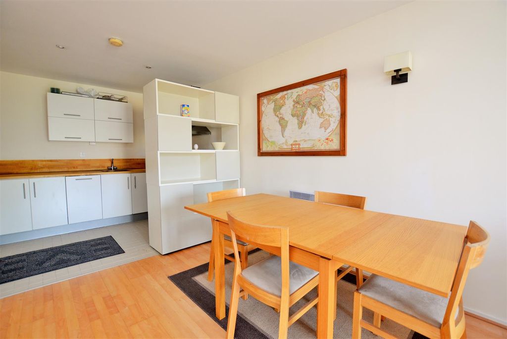 Property photo 3 of 10 Ionian Building.Jpg