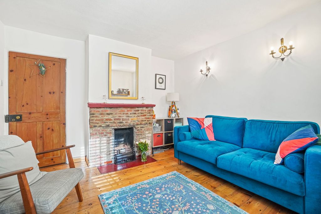 Property photo 1 of 10