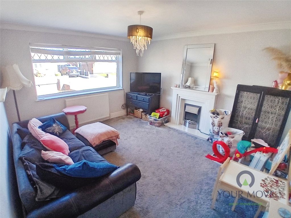 Property photo 3 of 17 Picture No. 02