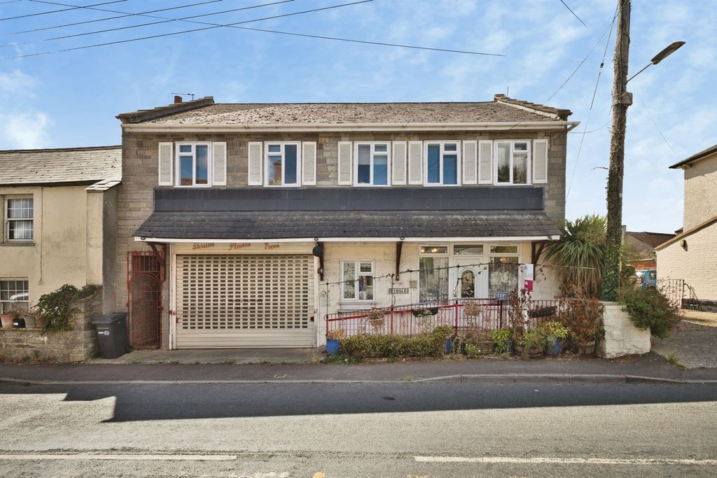 Property photo 1 of 20