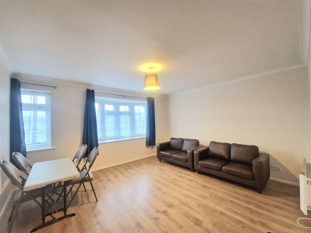 Property photo 2 of 7 20260219_120408.Jpg