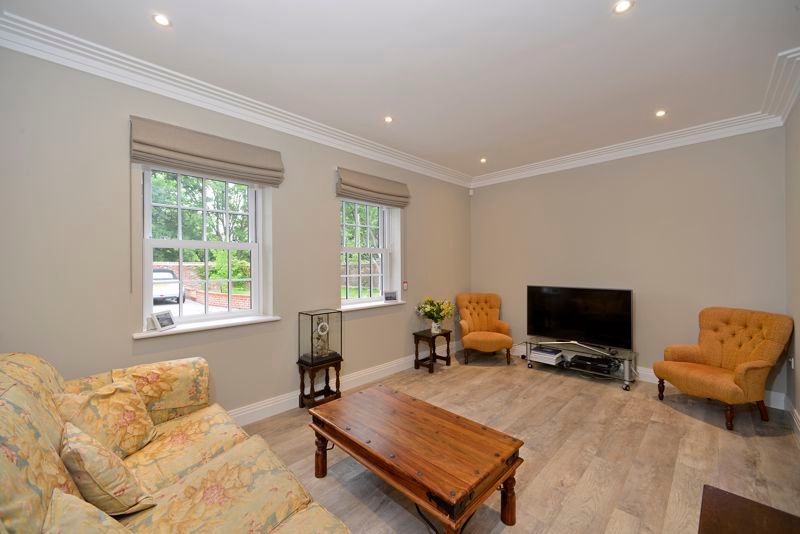 Property photo 3 of 21 Photo 2