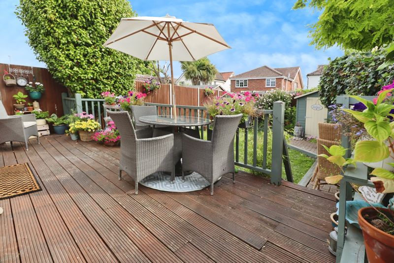 Property photo 1 of 24 Beaumont Avenue