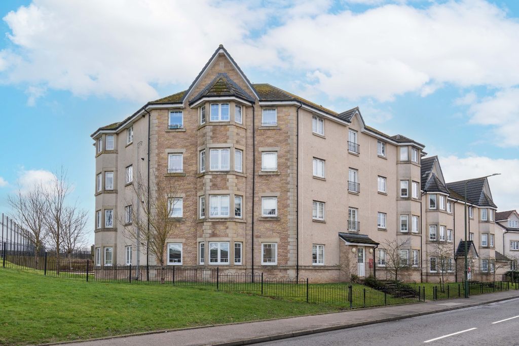 Property photo 1 of 23 4920342