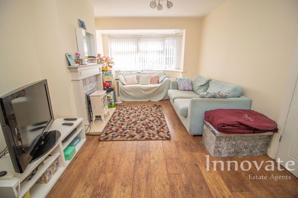 Property photo 2 of 11 Photo 12