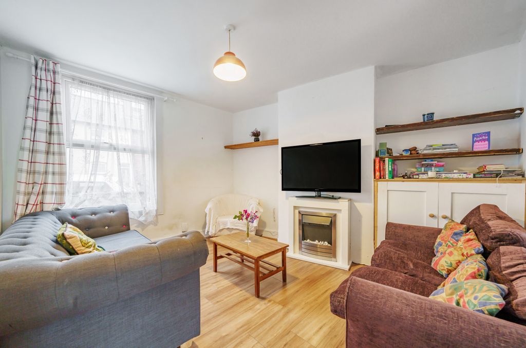 Property photo 2 of 12 963617 (2).Jpg