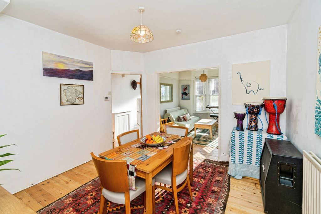 Property photo 3 of 16 Pbox-Img.Jpg