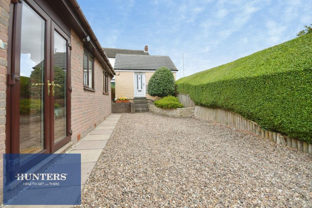 Property photo 2 of 22 Pebbled Front 2.Jpg