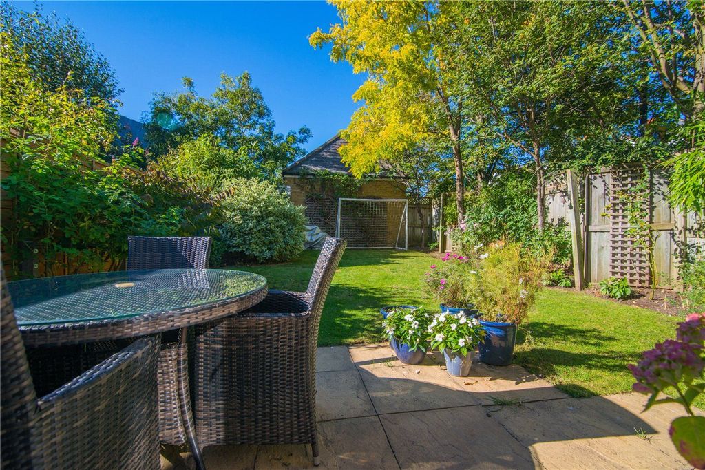 Property photo 3 of 14