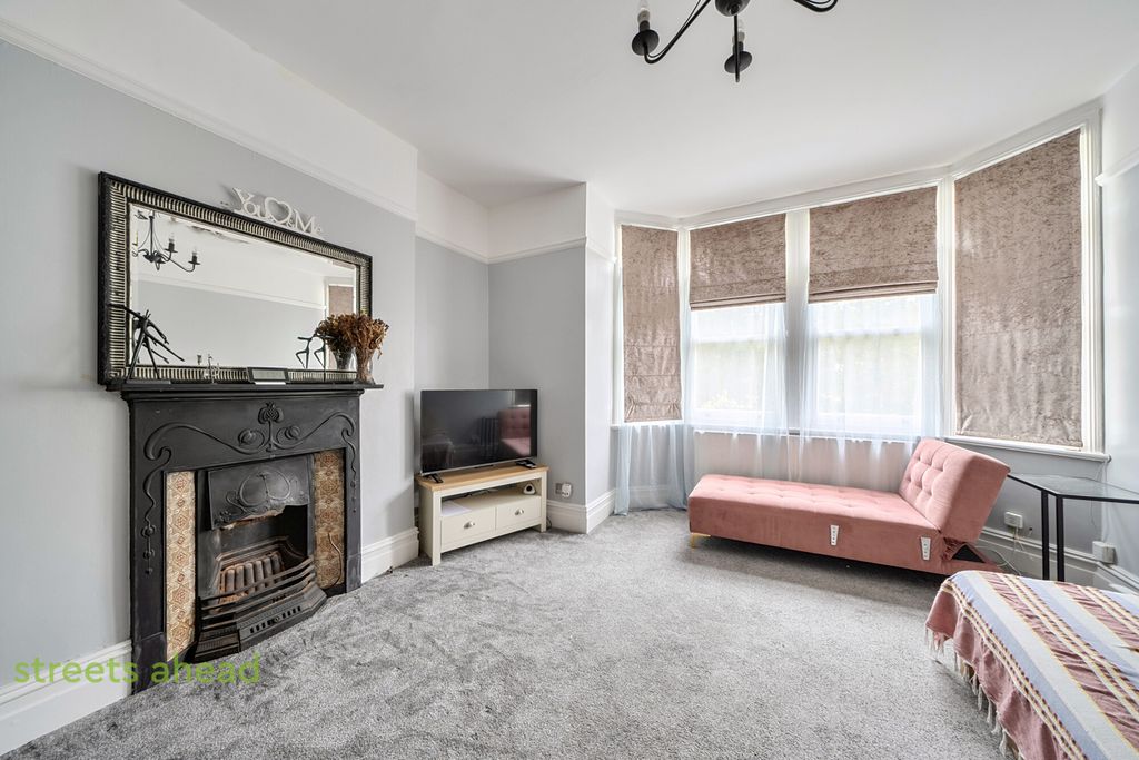 Property photo 1 of 20 d1d87c13-88E1-4E1...