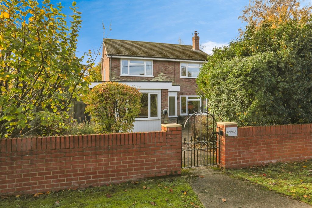 Property photo 2 of 19