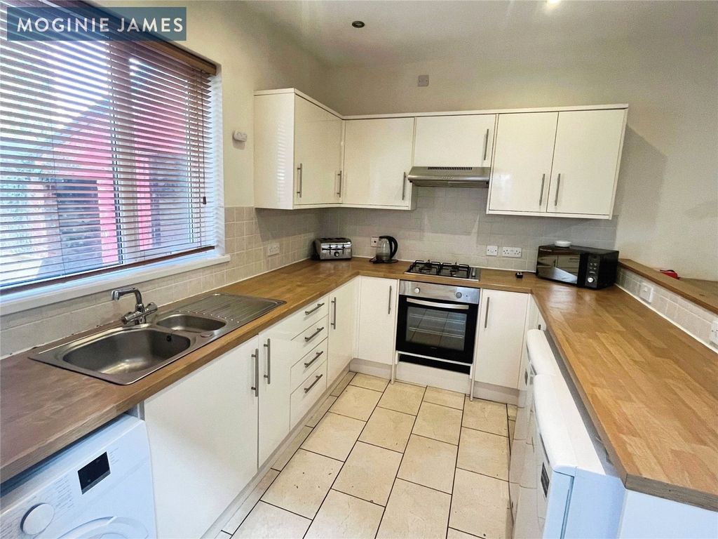 Property photo 2 of 12 Picture No. 10