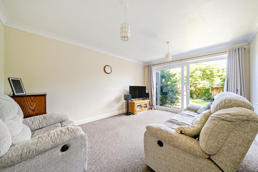 Property photo 2 of 20 1487404-9-6A4Bd84...
