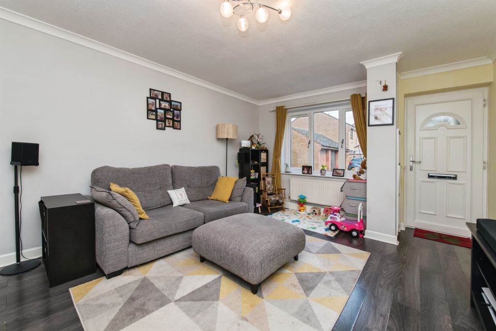 Property photo 3 of 13