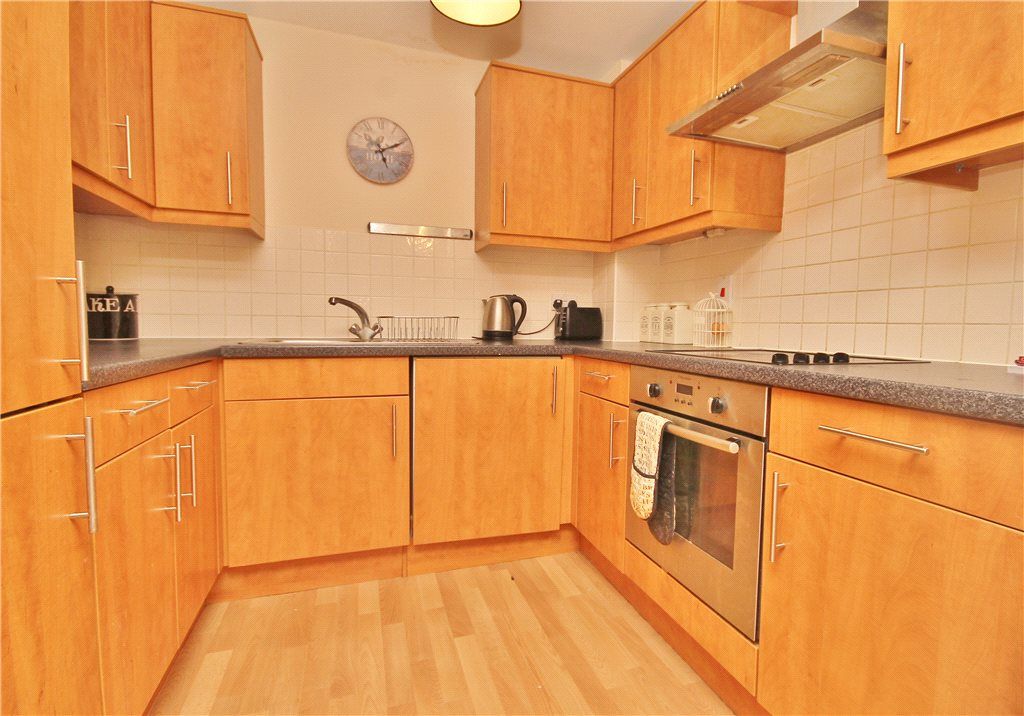 Property photo 2 of 8 Kitchen