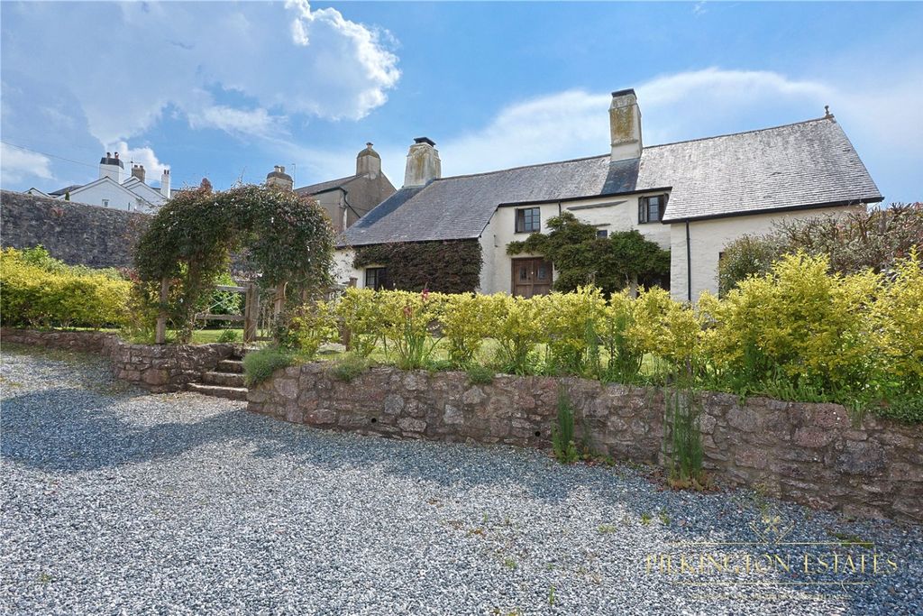 Property photo 2 of 27 4272491