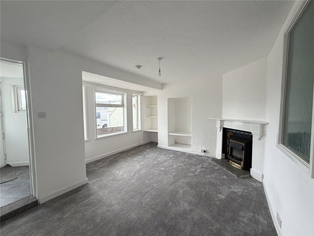 Property photo 3 of 20 Picture No. 05