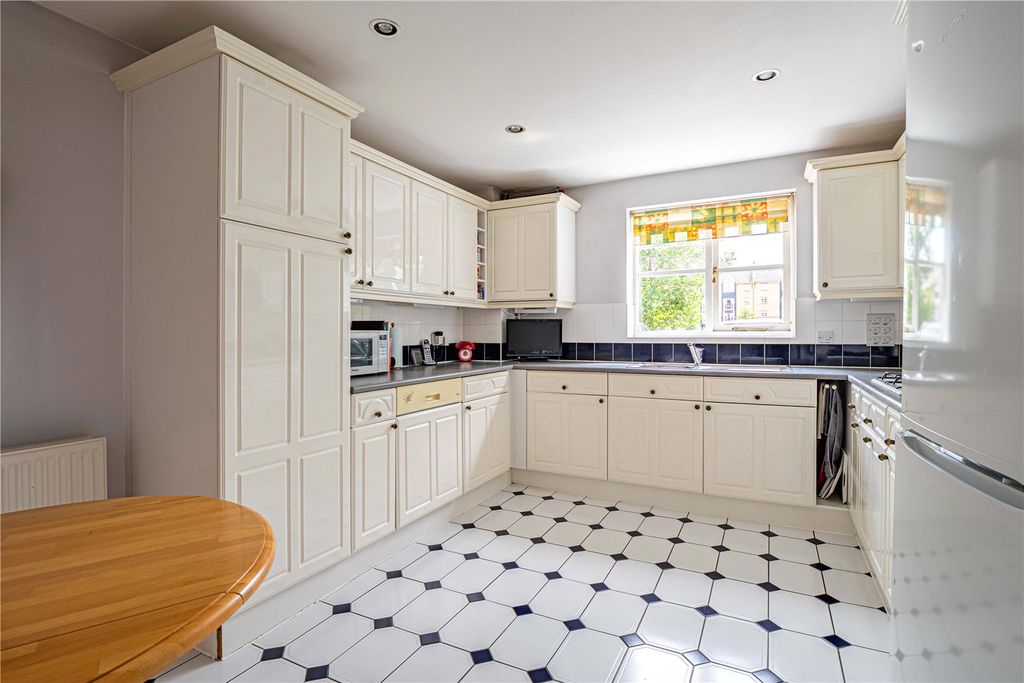 Property photo 3 of 12 Picture No. 08