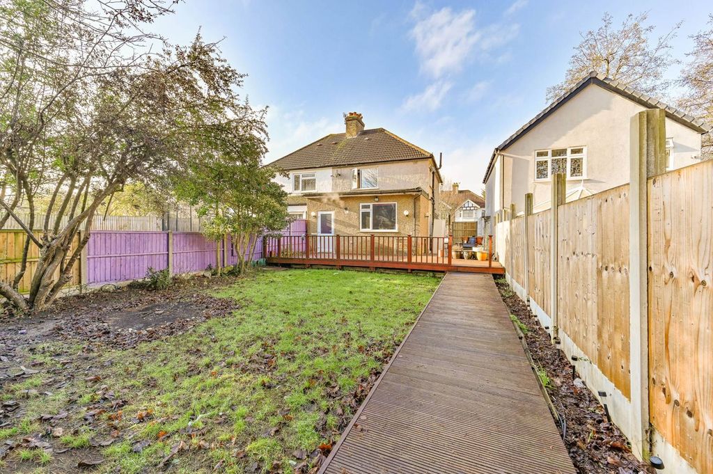 Property photo 3 of 3