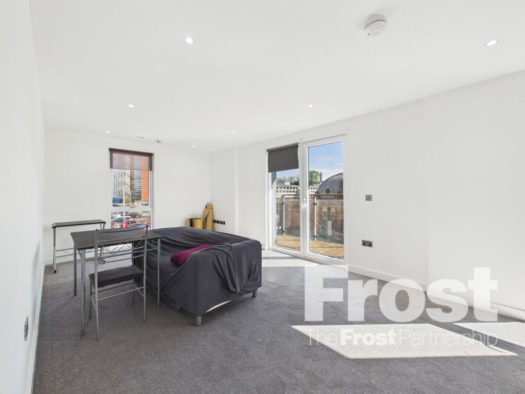 Property photo 2 of 5 Picture No. 04