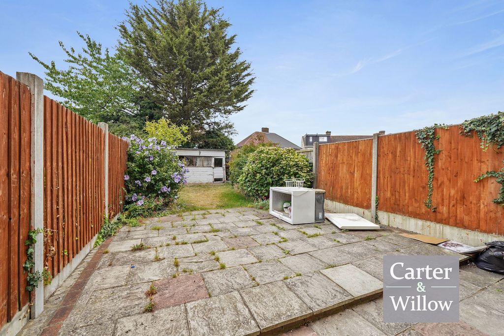 Property photo 3 of 13