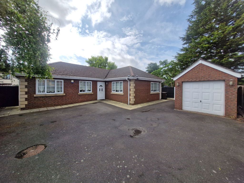 Property photo 1 of 25