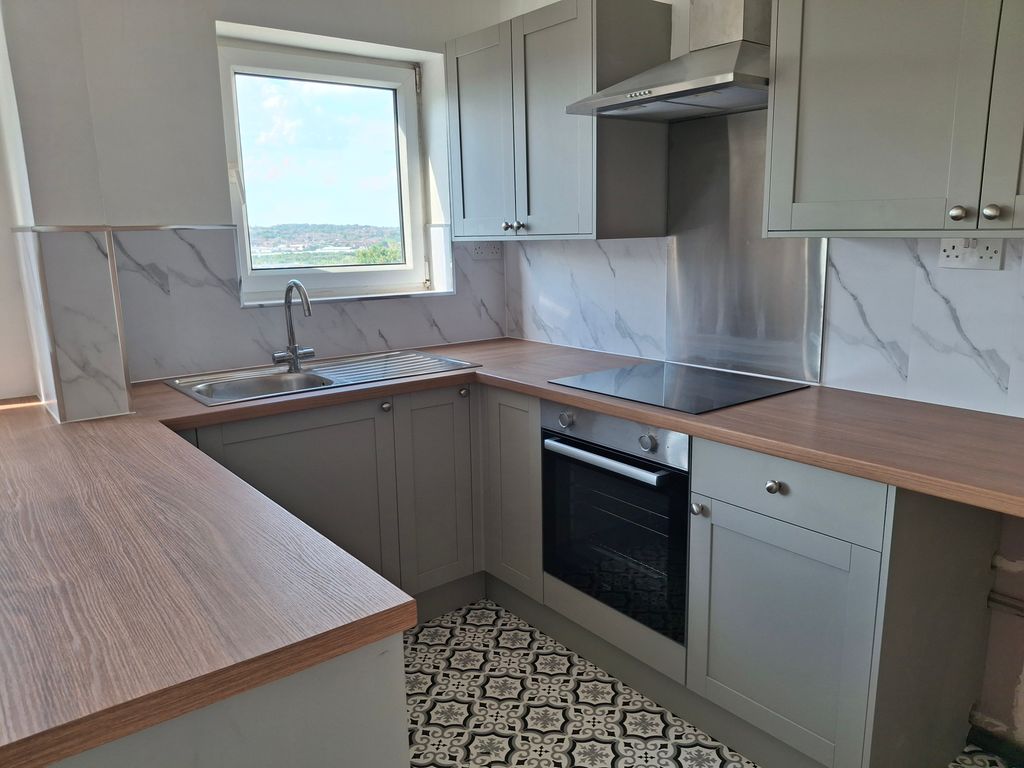 Property photo 1 of 4