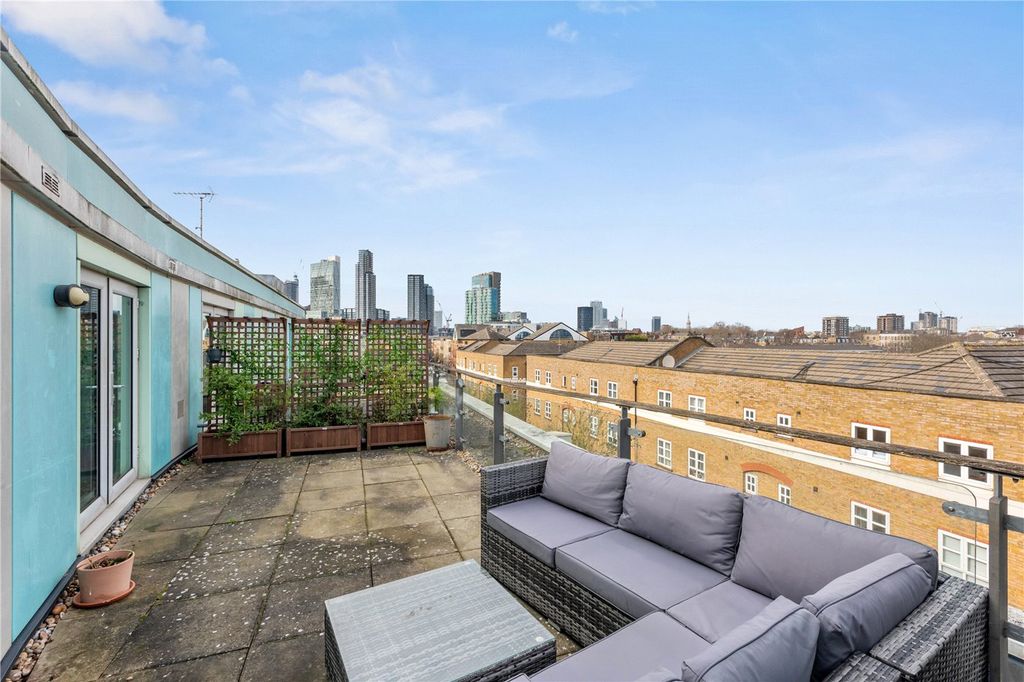 Property photo 3 of 13 Picture No. 15