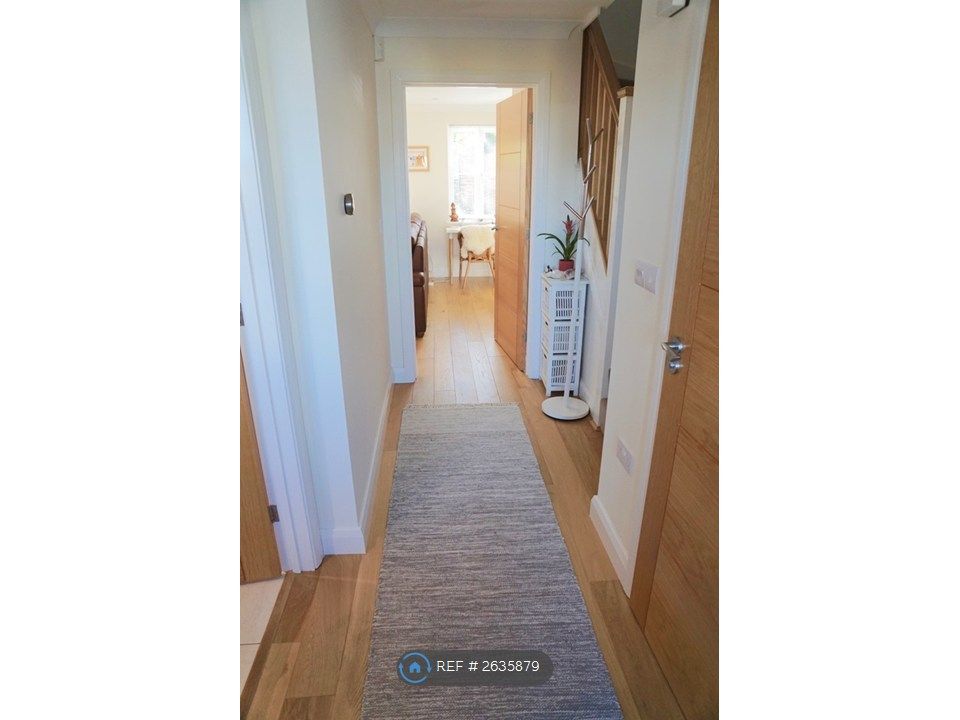 Property photo 3 of 6 Hall