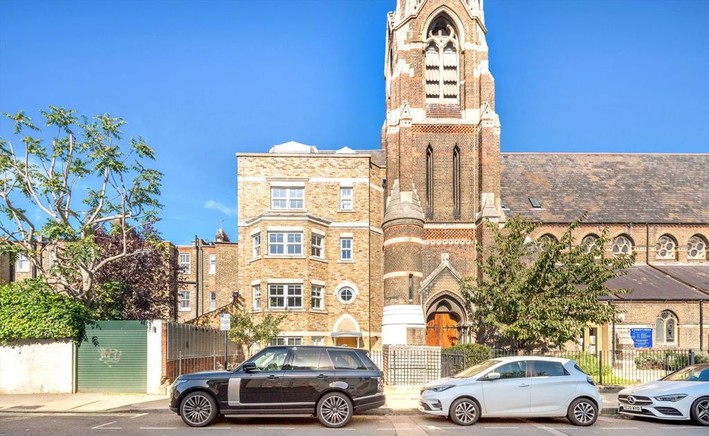 Property photo 1 of 5