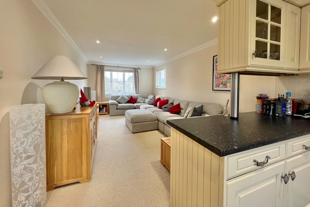 Property photo 2 of 16