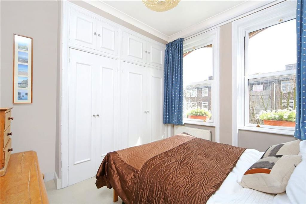 Property photo 2 of 5