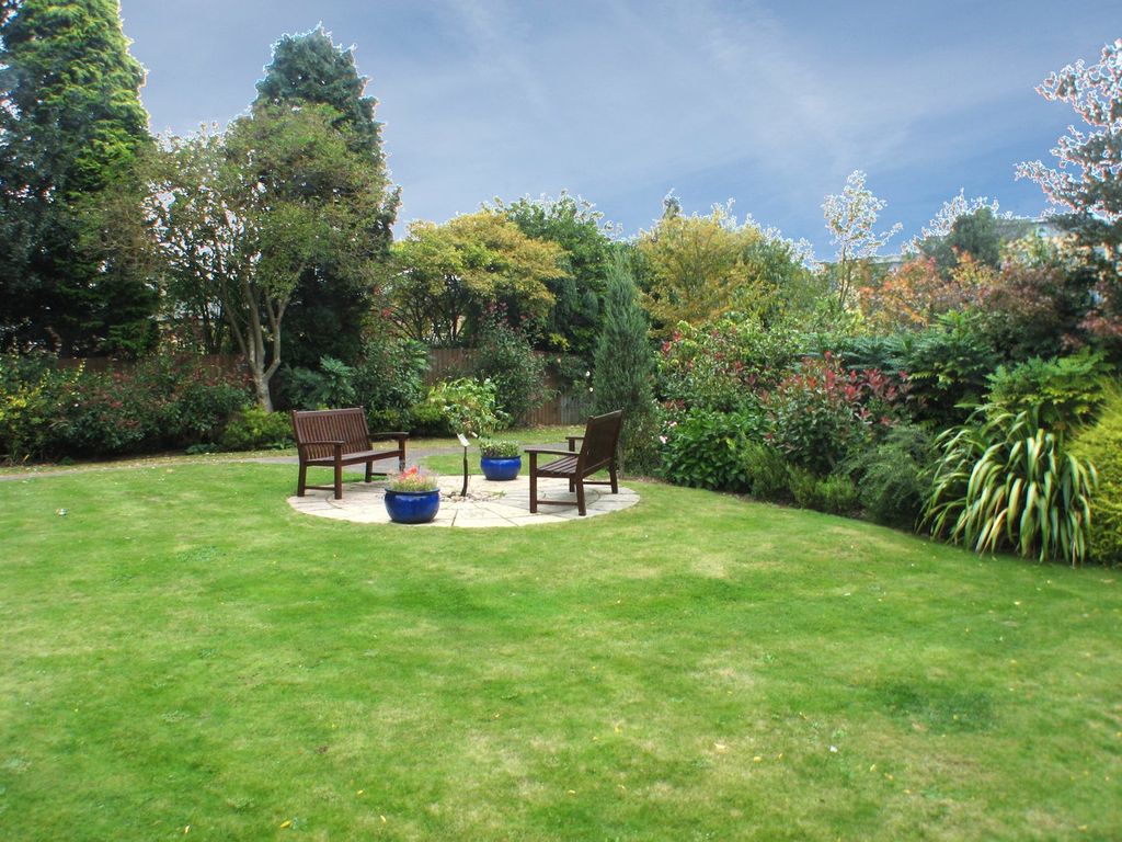 Property photo 3 of 7