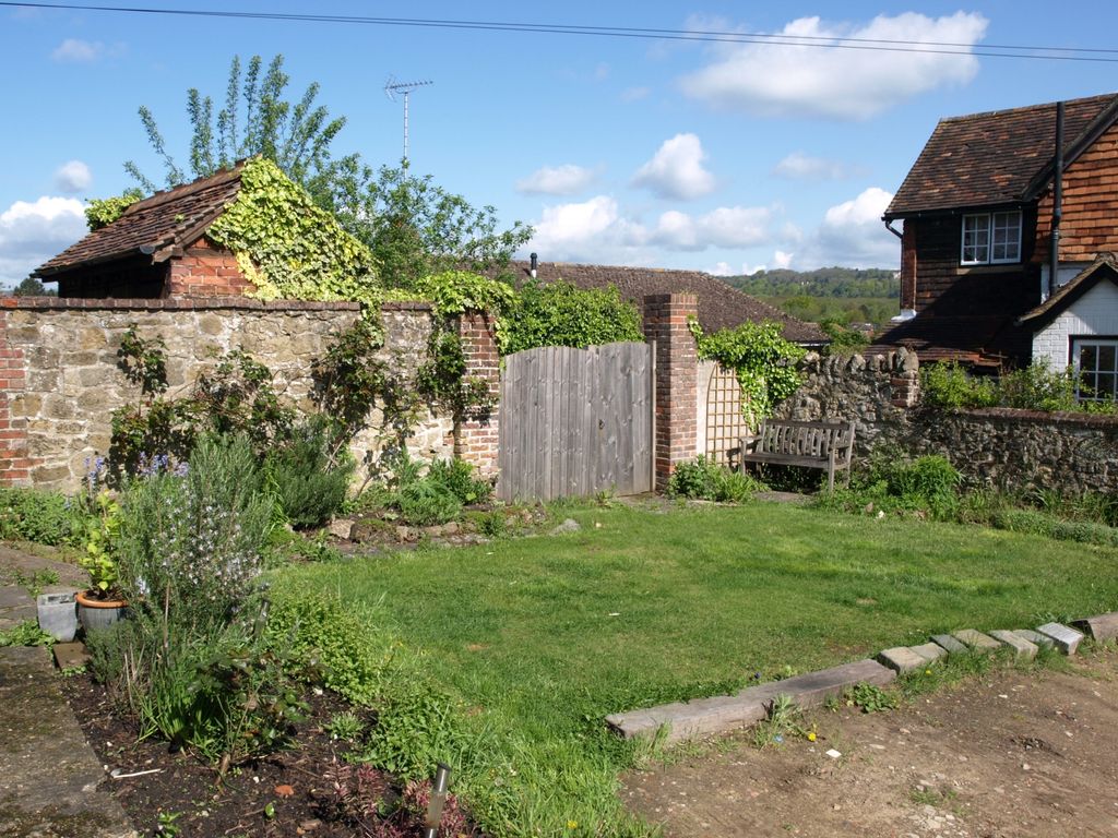 Property photo 3 of 3 Duncans Cottages - Garden