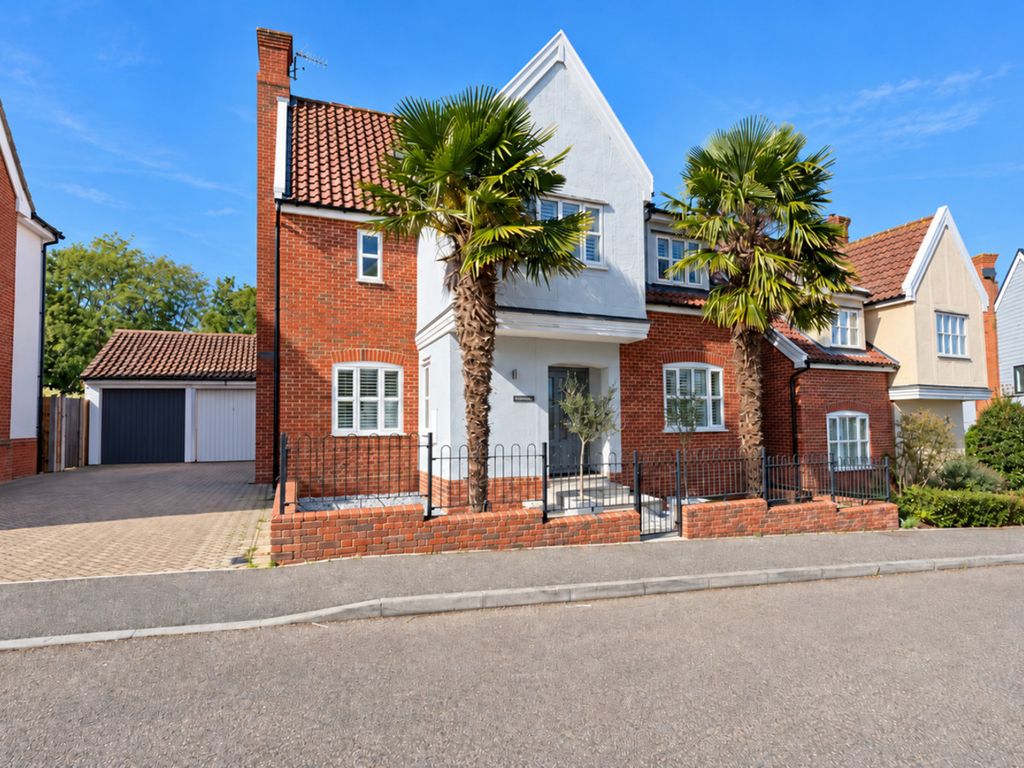 Property photo 1 of 37