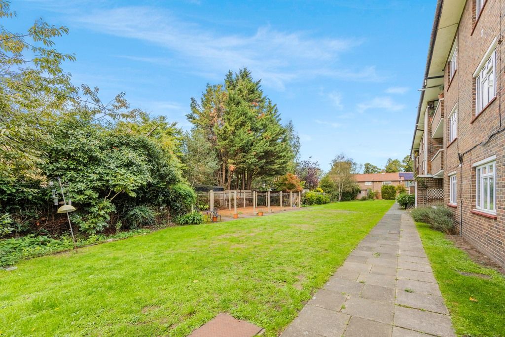 Property photo 2 of 7