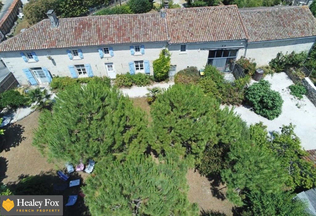 Property photo 2 of 48 1._Maison_Avec_Gte_Et_Piscien__Vendre_2_6A7ee9Ed13859