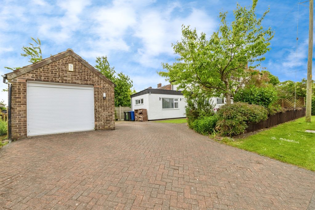 Property photo 3 of 21