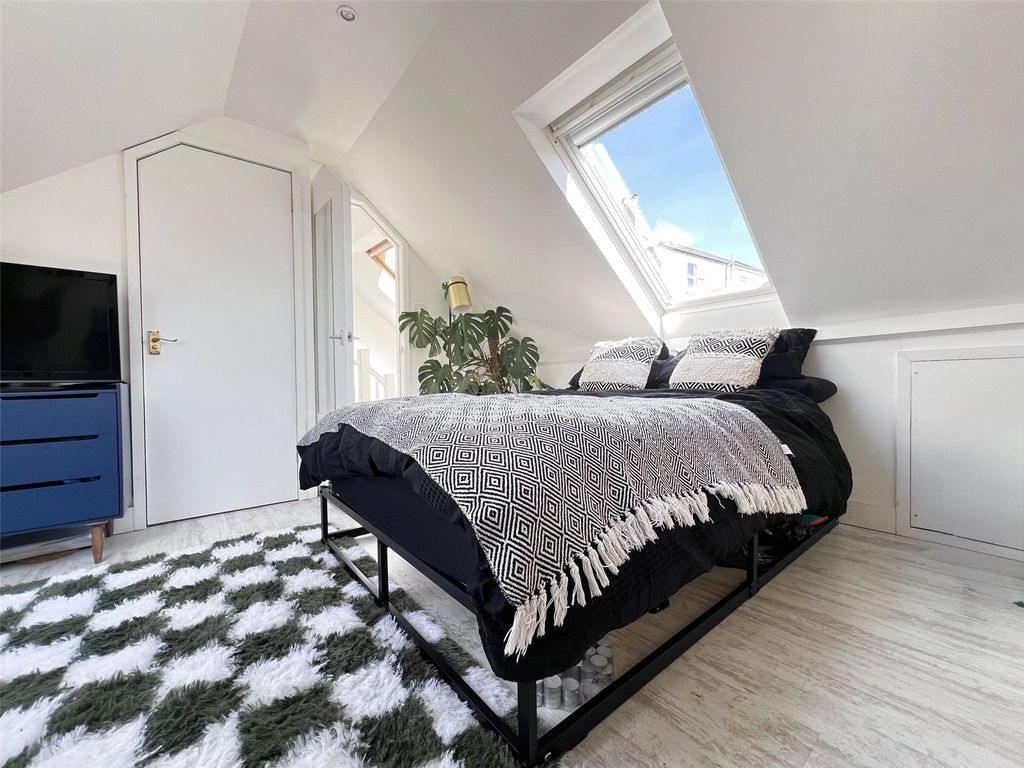 Additional image 36 of 5 bed terraced house for saleFortuneswell, Portland, Dorset DT5