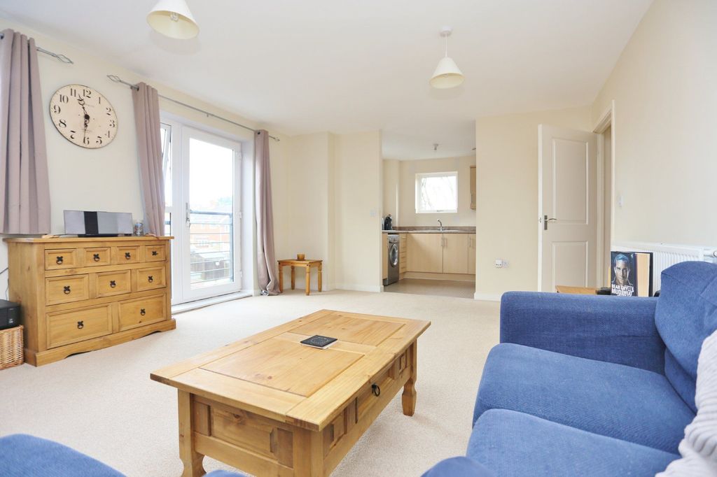 Property photo 3 of 9