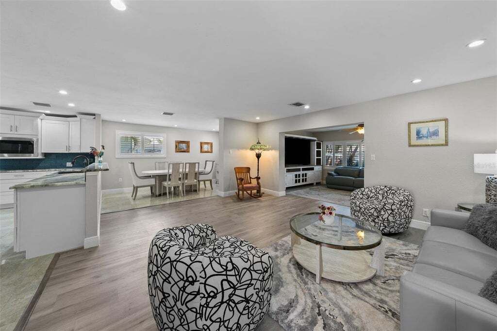 Property photo 3 of 20 <Alttext/>