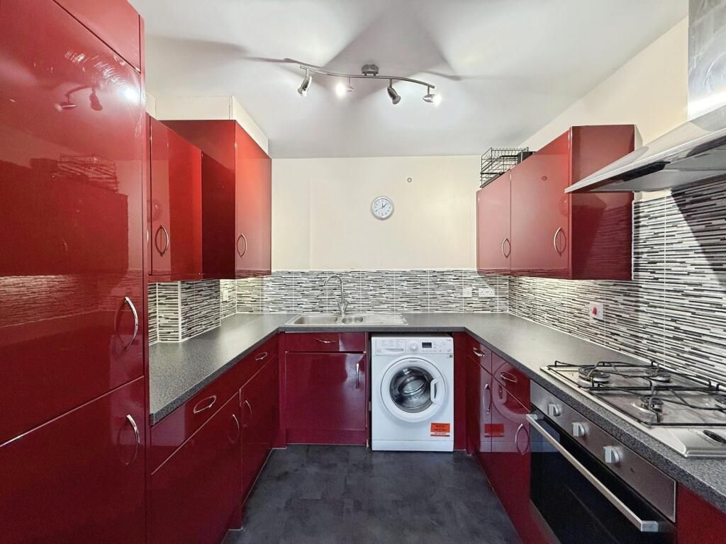 Property photo 2 of 14