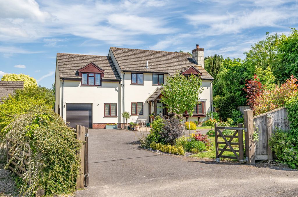 Property photo 1 of 22 1296758-5-682Ccf5...