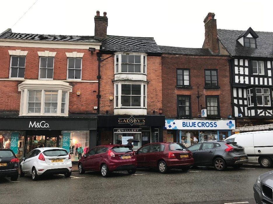 Property photo 1 of 2