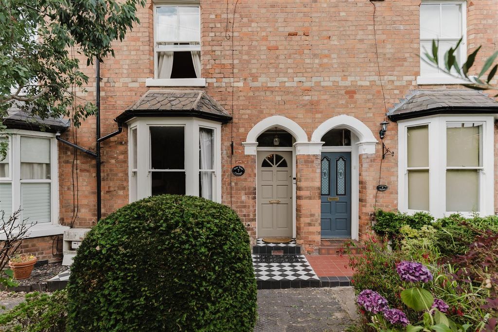 Property photo 3 of 28 7 Westgrove Wide Angles-02.Jpg