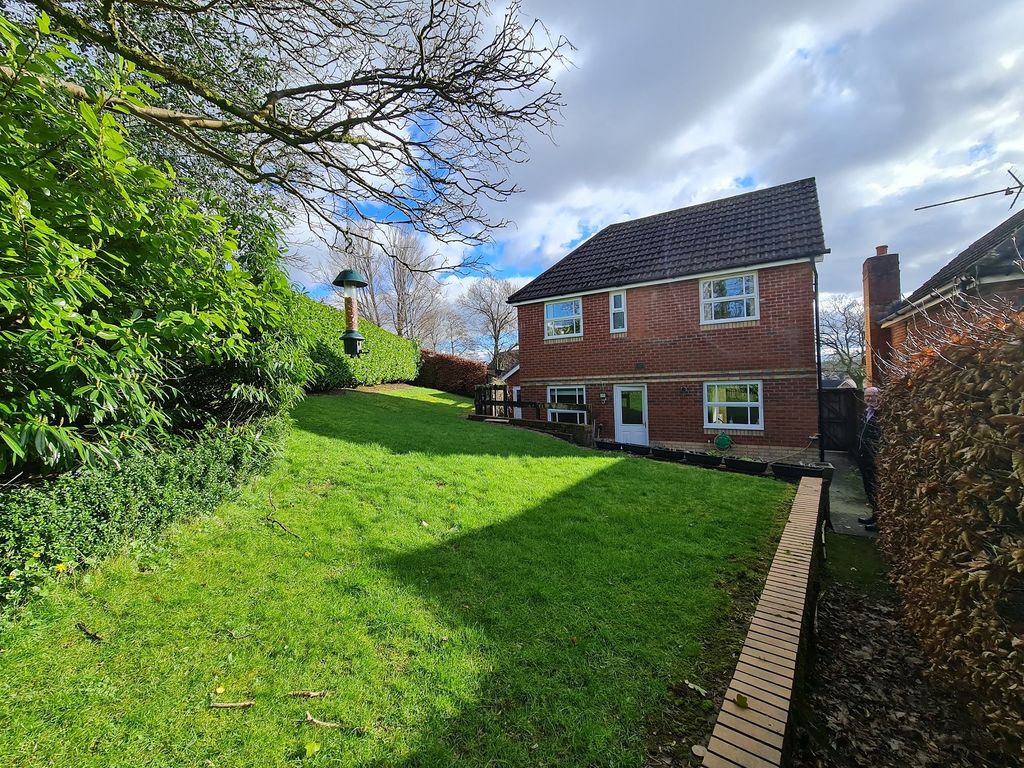 Property photo 2 of 18 Not Specified