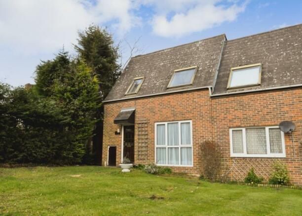 Property photo 3 of 10 External