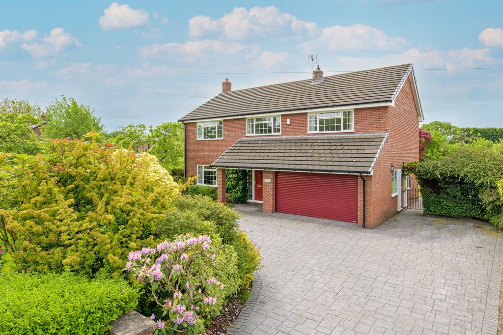 Property photo 1 of 30