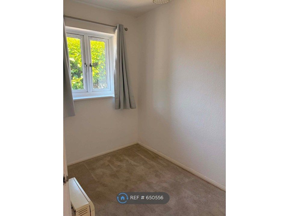 Property photo 2 of 10 Bedroom/Study/Dressing Room