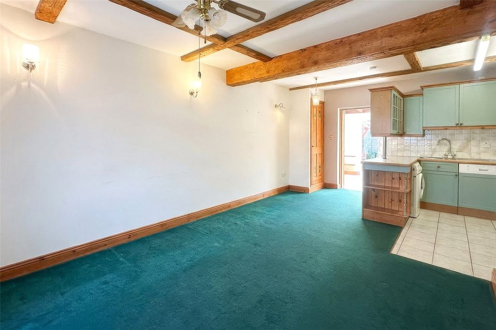 Property photo 3 of 14 Picture No. 05